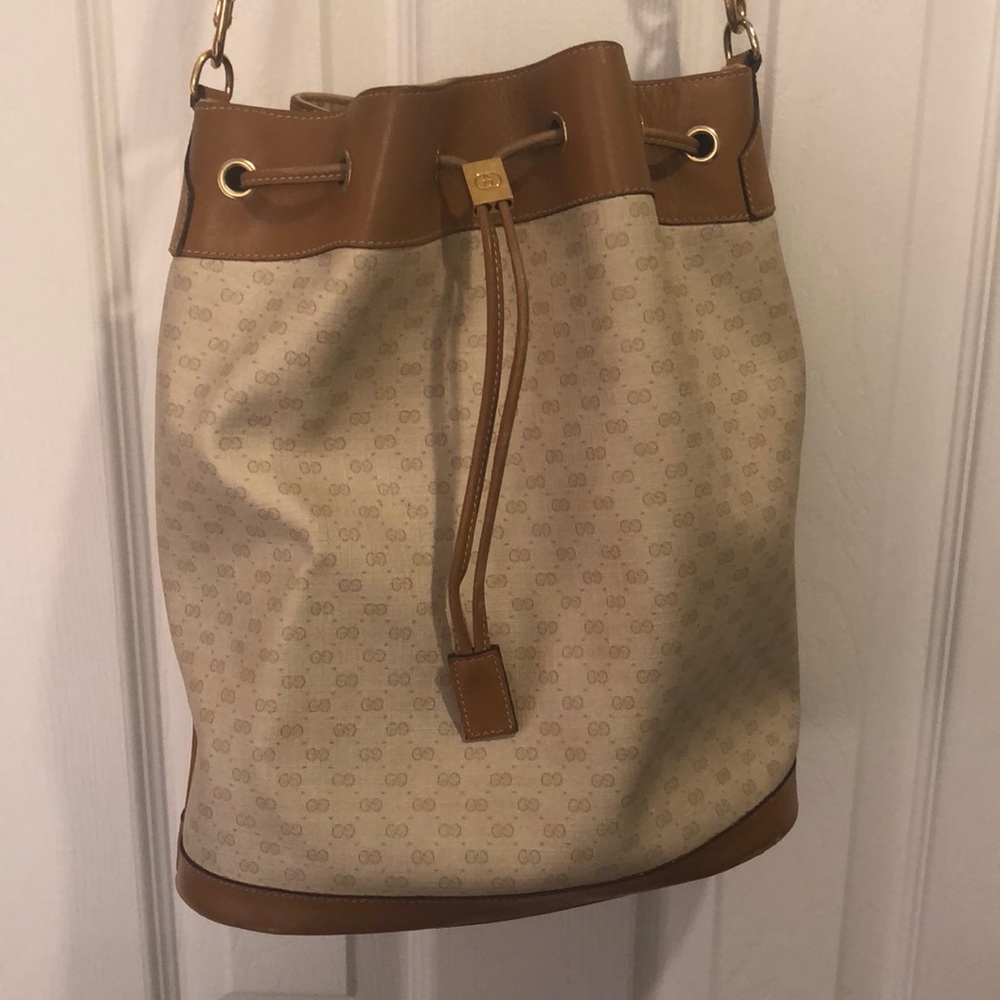 Vintage Gucci Crossbody bucket bag